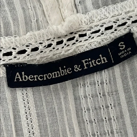 Abercrombie & Fitch Off White Embroidered Blouse - Picture 2 of 7